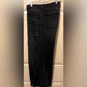 Time & Tru High Rise Wide Leg Black Jeans with Lower Leg Inset Cotton Blend Sz18